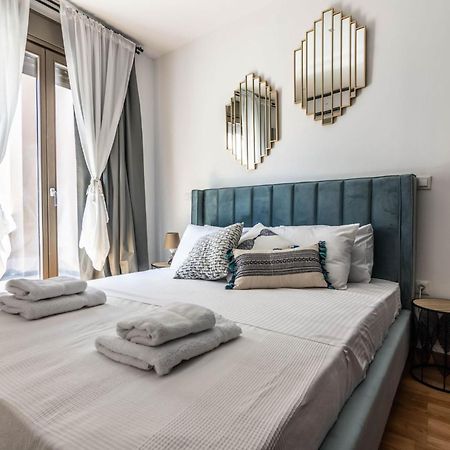 Delenco Trio Apartment Athena Bagian luar foto