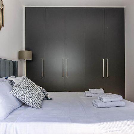 Delenco Trio Apartment Athena Bagian luar foto