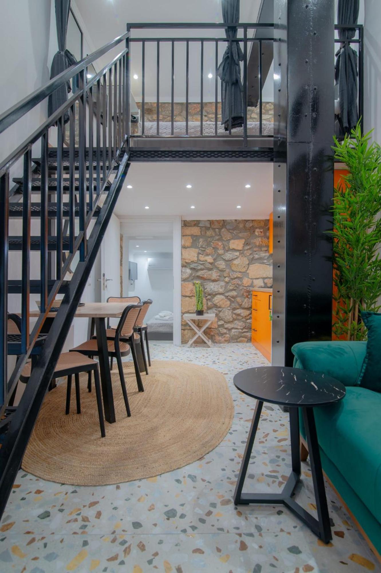 Delenco Trio Apartment Athena Bagian luar foto
