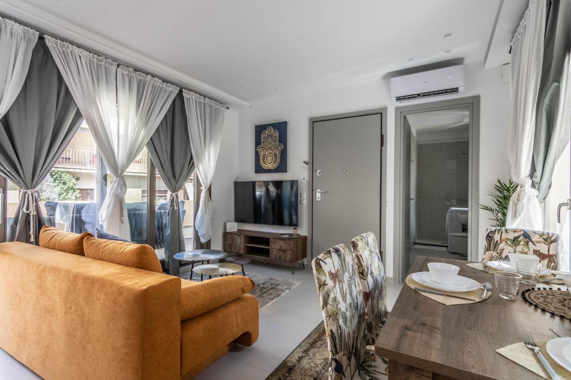Delenco Trio Apartment Athena Bagian luar foto